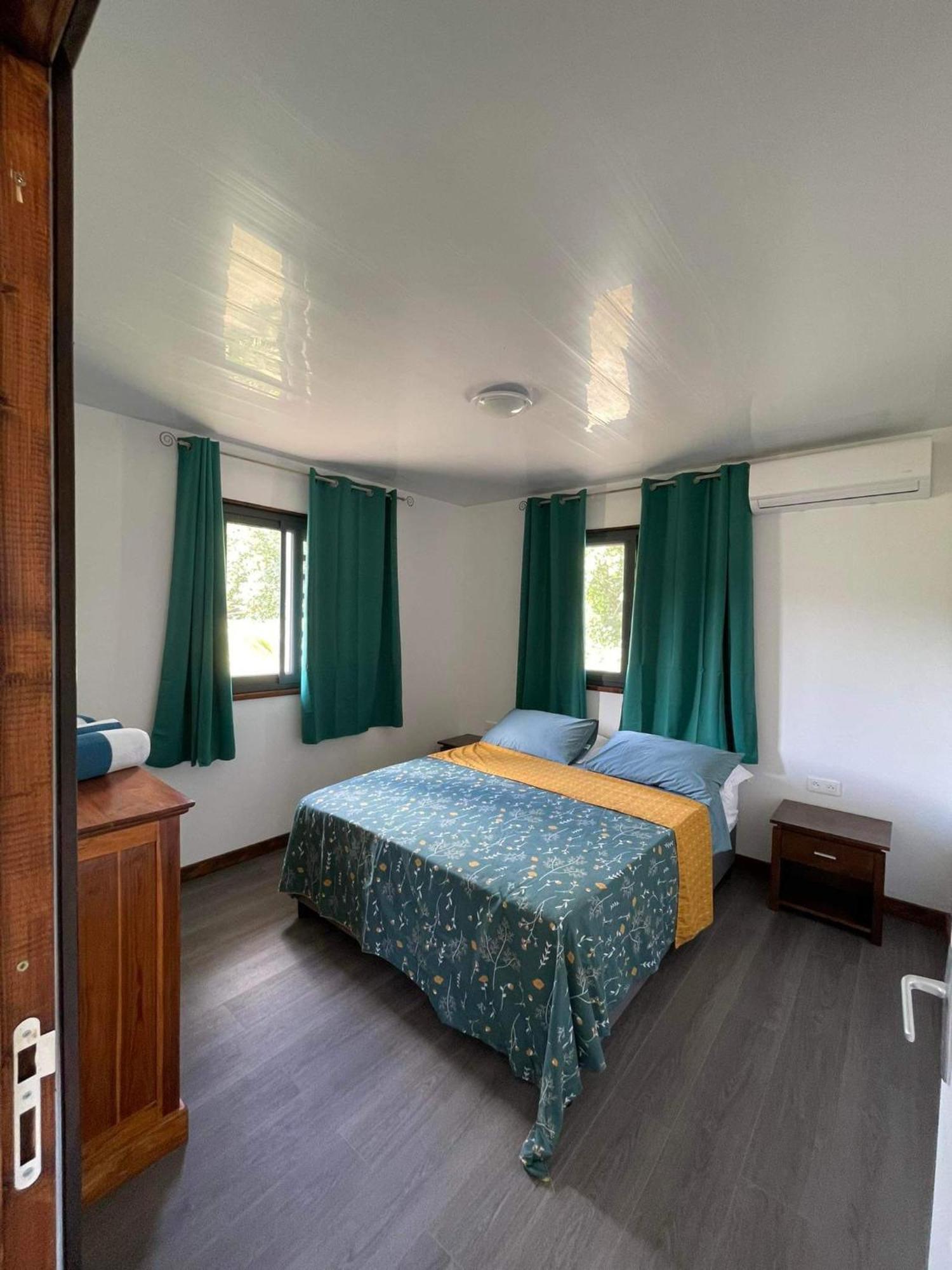 Parea Lodge Huahine Bungalow F2 #Miti Esterno foto